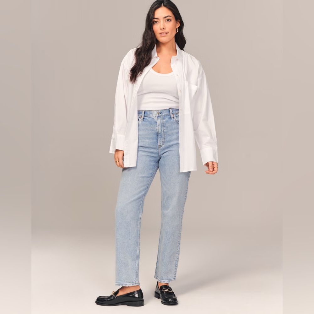 Abercrombie & Fitch Curve Love Ultra High Rise Ankle Straight Jean - Picture 12 of 12